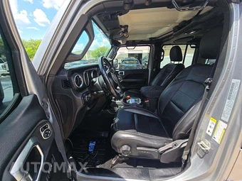 2018 Jeep Wrangler Unlimited Sahara - miniatura 3