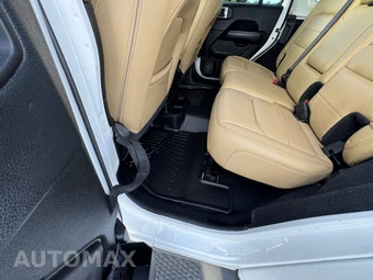 2018 Jeep Wrangler Unlimited Sahara - miniatura 30