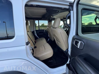 2018 Jeep Wrangler Unlimited Sahara - miniatura 32