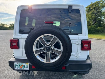 2018 Jeep Wrangler Unlimited Sahara - miniatura 8