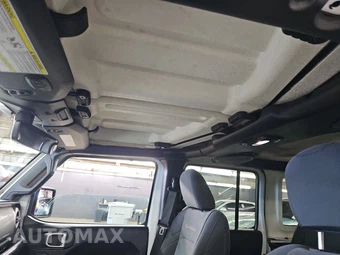 2018 Jeep Wrangler Unlimited Sahara - miniatura 18