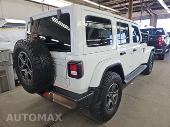 2018 Jeep Wrangler Unlimited Sahara - miniatura 4