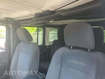 2018 Jeep Wrangler Unlimited Sahara - miniatura 11