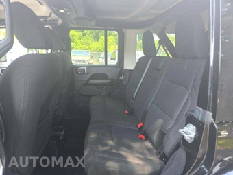 2018 Jeep Wrangler Unlimited Sahara - miniatura 13