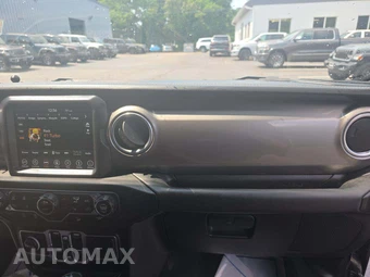2018 Jeep Wrangler Unlimited Sahara - miniatura 19