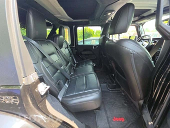 2018 Jeep Wrangler Unlimited Sahara - miniatura 16