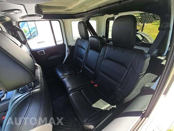 2018 Jeep Wrangler Unlimited Sahara - miniatura 10