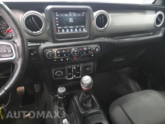 2018 Jeep Wrangler Unlimited Sahara - miniatura 11