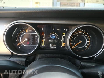 2018 Jeep Wrangler Unlimited Sahara - miniatura 12