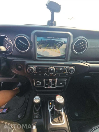 2018 Jeep Wrangler Unlimited Sahara - miniatura 10