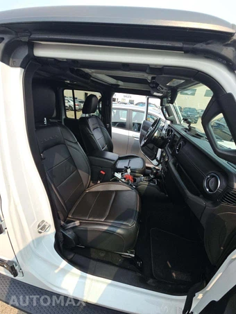 2018 Jeep Wrangler Unlimited Sahara - miniatura 18