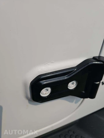 2018 Jeep Wrangler Unlimited Sahara - miniatura 21