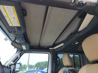 2018 Jeep Wrangler Unlimited Sahara - miniatura 17