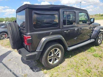 2018 Jeep Wrangler Unlimited Sahara - miniatura 3