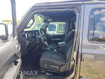 2018 Jeep Wrangler Unlimited Sahara - miniatura 6