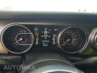2018 Jeep Wrangler Unlimited Sahara - miniatura 9