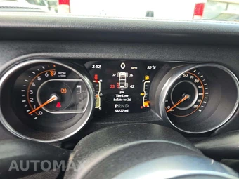 2018 Jeep Wrangler Unlimited Sahara - miniatura 9