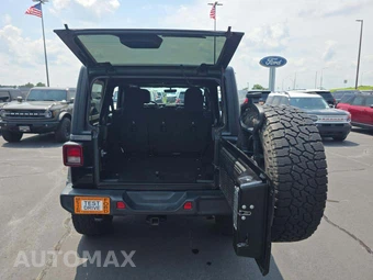 2018 Jeep Wrangler Unlimited Sahara - miniatura 11