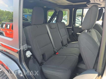 2018 Jeep Wrangler Unlimited Sahara - miniatura 13