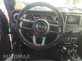 2018 Jeep Wrangler Unlimited Sahara - miniatura 10