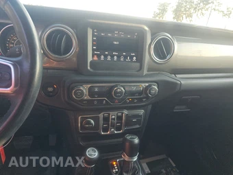 2018 Jeep Wrangler Unlimited Sahara - miniatura 11