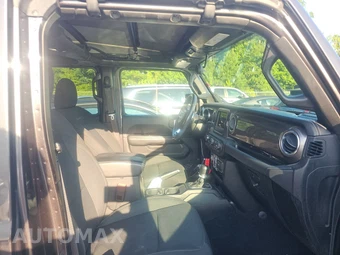 2018 Jeep Wrangler Unlimited Sahara - miniatura 8