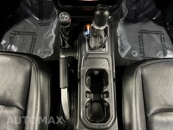 2018 Jeep Wrangler Unlimited Sahara - miniatura 23