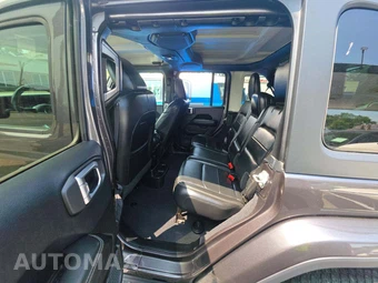2018 Jeep Wrangler Unlimited Sahara - miniatura 13