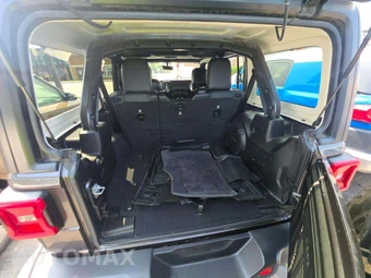 2018 Jeep Wrangler Unlimited Sahara - miniatura 14