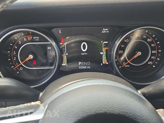 2018 Jeep Wrangler Unlimited Sahara - miniatura 9