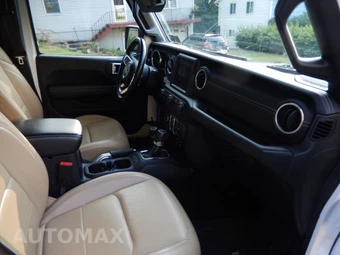 2018 Jeep Wrangler Unlimited Sahara - miniatura 6