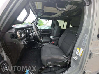 2018 Jeep Wrangler Unlimited Sahara - miniatura 6