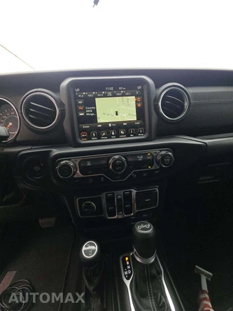 2018 Jeep Wrangler Unlimited Sahara - miniatura 10