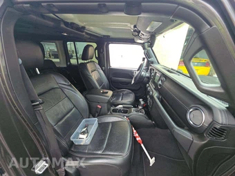2018 Jeep Wrangler Unlimited Sahara - miniatura 18