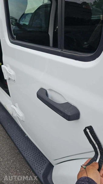 2018 Jeep Wrangler Unlimited Sahara - miniatura 41