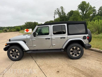 2018 Jeep Wrangler Unlimited Sahara - miniatura 10