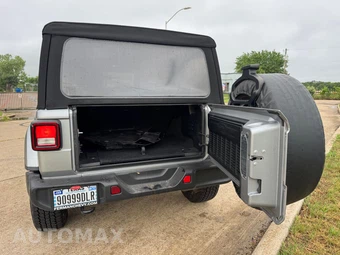 2018 Jeep Wrangler Unlimited Sahara - miniatura 19