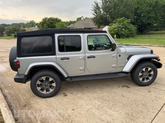 2018 Jeep Wrangler Unlimited Sahara - miniatura 21