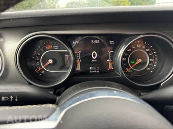 2018 Jeep Wrangler Unlimited Sahara - miniatura 29