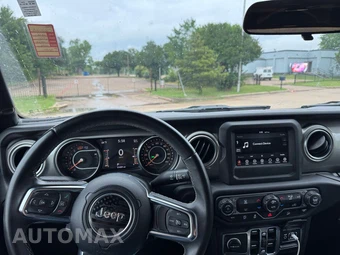 2018 Jeep Wrangler Unlimited Sahara - miniatura 30