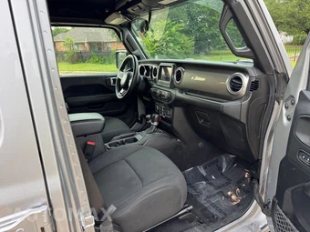2018 Jeep Wrangler Unlimited Sahara - miniatura 31