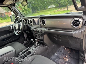 2018 Jeep Wrangler Unlimited Sahara - miniatura 32