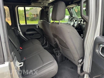 2018 Jeep Wrangler Unlimited Sahara - miniatura 34