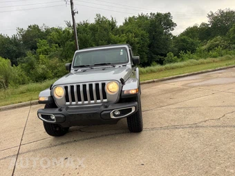 2018 Jeep Wrangler Unlimited Sahara - miniatura 4