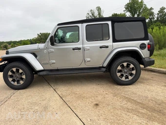 2018 Jeep Wrangler Unlimited Sahara - miniatura 9
