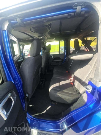 2018 Jeep Wrangler Unlimited Sahara - miniatura 13