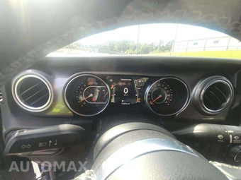 2018 Jeep Wrangler Unlimited Sahara - miniatura 9