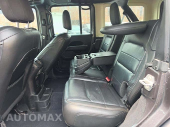 2018 Jeep Wrangler Unlimited Sahara - miniatura 13
