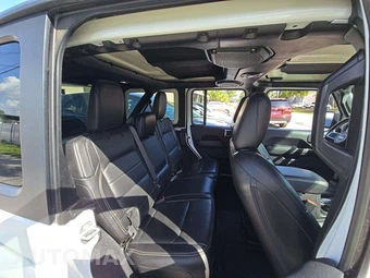 2018 Jeep Wrangler Unlimited Sahara - miniatura 16