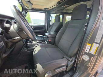 2018 Jeep Wrangler Unlimited Sahara - miniatura 3